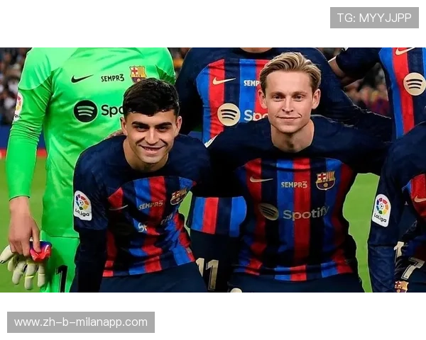 巴萨中路穿插配合流畅，佩德里抢点再下一城