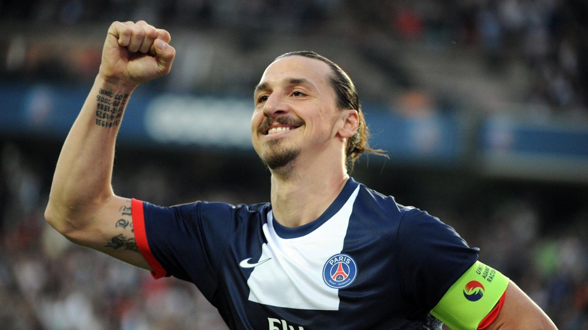 世界杯：养老院设置“安静看球小屋” 让不习惯喧闹的老人也能享受比赛